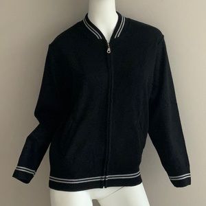 Black Zipped Ladies Sweater Size 6 fits S-M